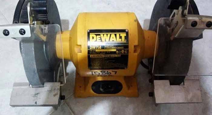 Best Dewalt 8-Inch Bench Grinder Review 2022